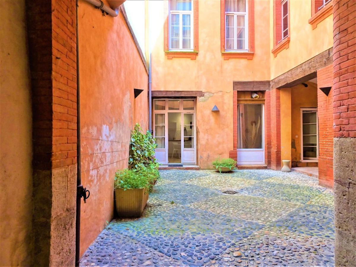 Sublime Cocon Pour 2 Aux Portes De La Place Nationale - Proximite Immediate Toutes Commodites Et Sites D'Interets Lejlighed Montauban Eksteriør billede